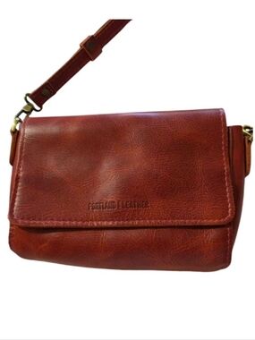 Portland Leather Mini Metro In Rosso